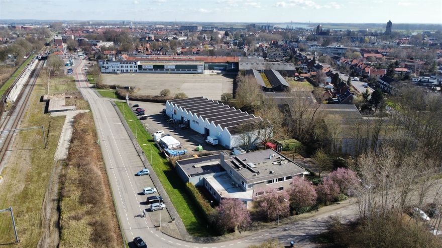 Luchtfoto van het complex, bron gemeente Tiel.